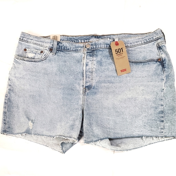 Levi's Pants - Levi high rise shorts